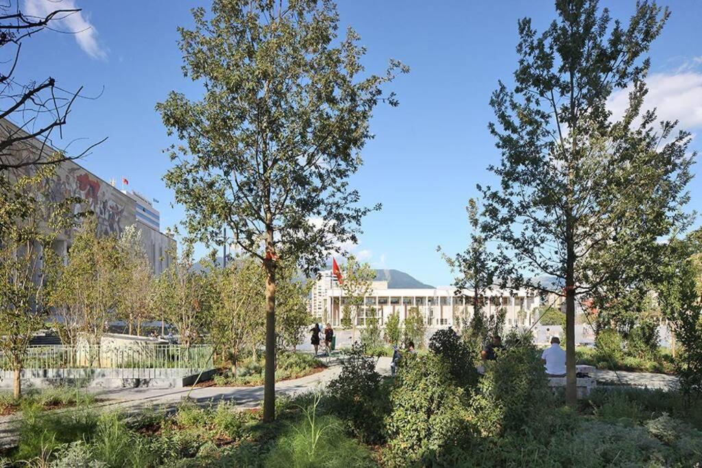 "Tata'S New Home!" Tirana Buitenkant foto