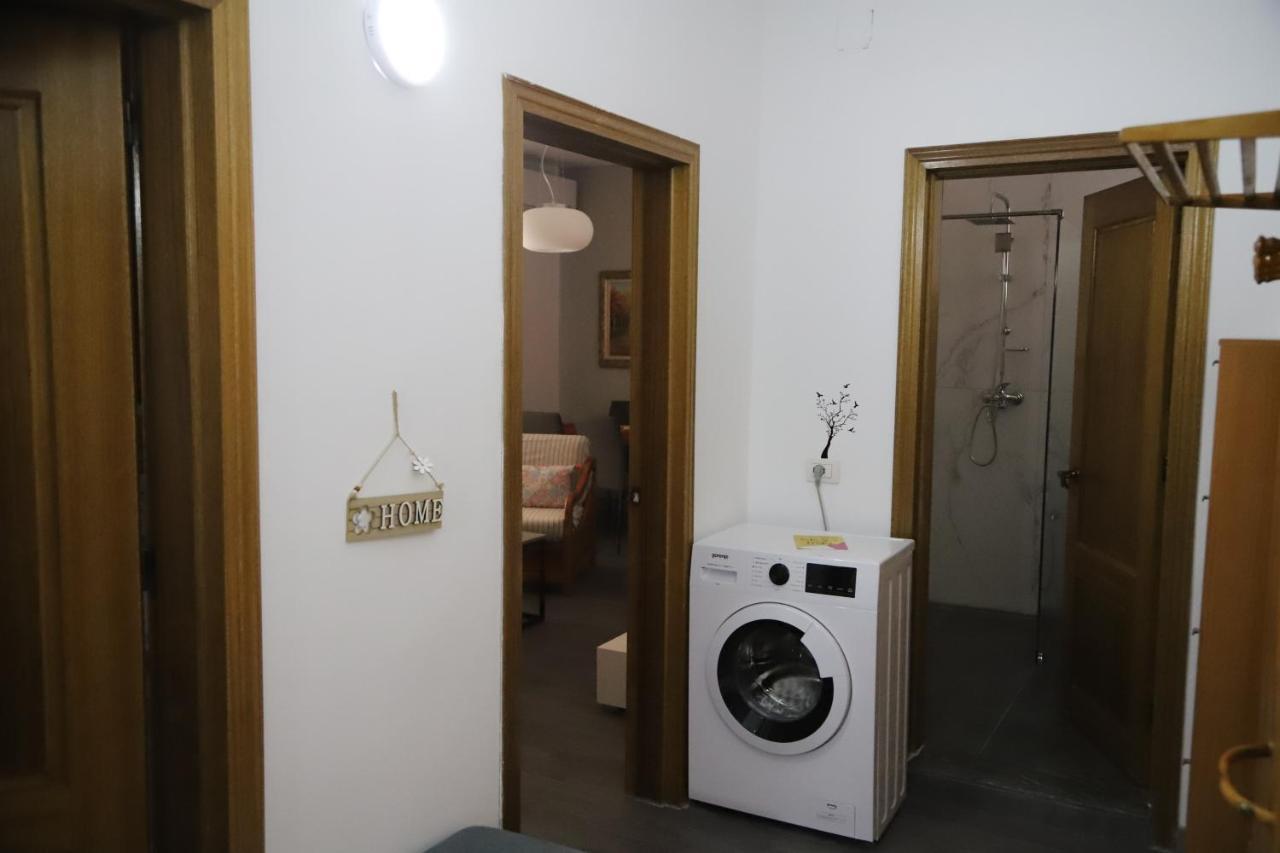 "Tata'S New Home!" Tirana Buitenkant foto